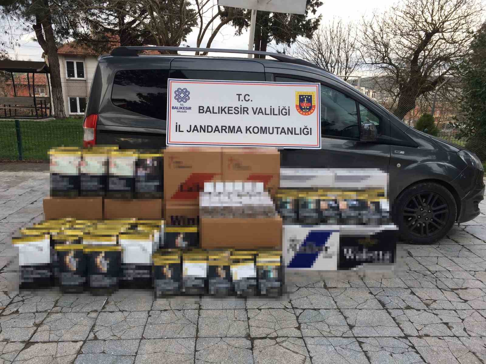Balıkesir’de kaçak tütün operasyonunda 2 kişi gözaltına alındı
