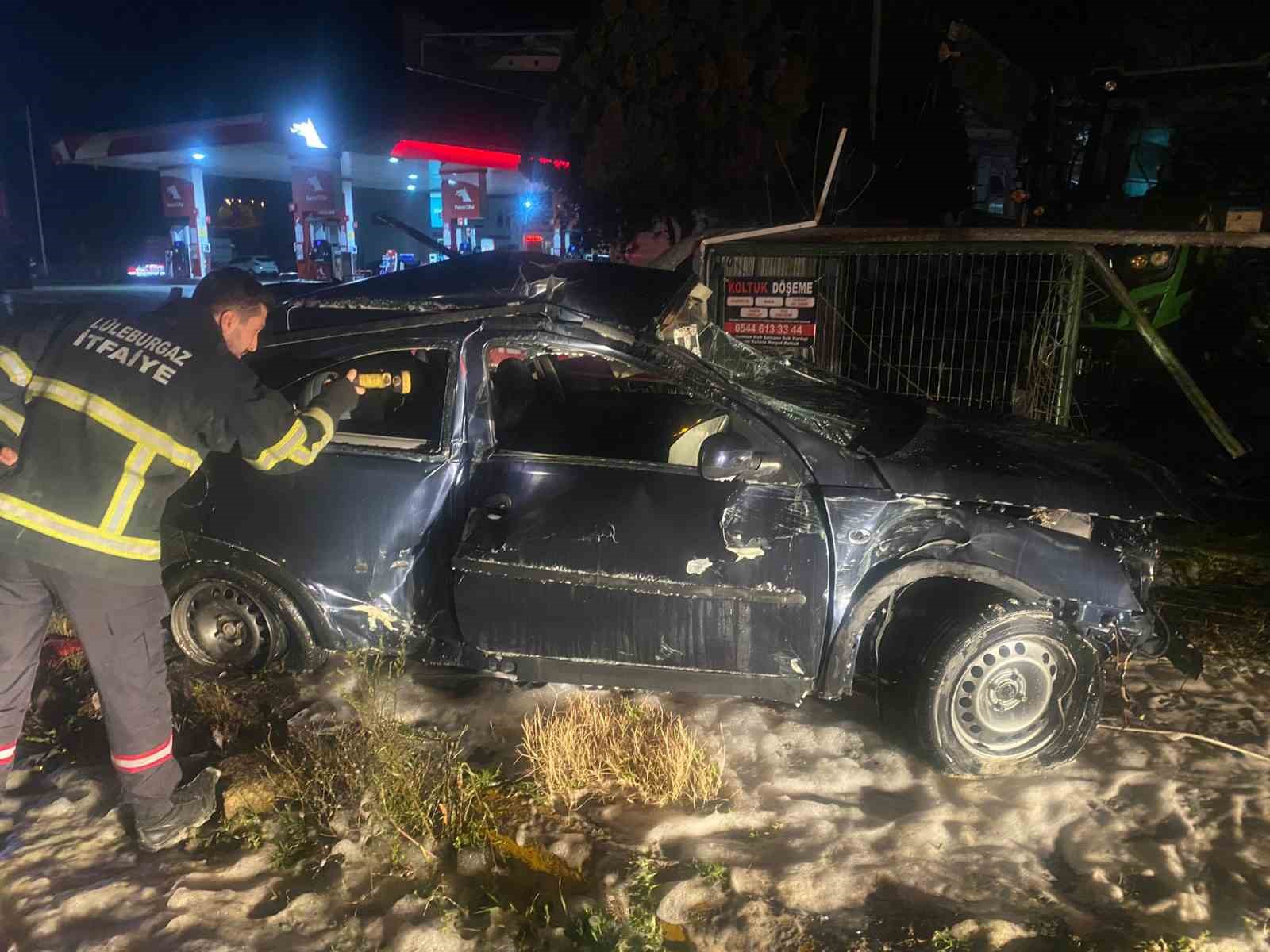 Kırklareli’nde meydana gelen trafik kazasında otomobil alevlere teslim oldu ve bir kişi yaralandı