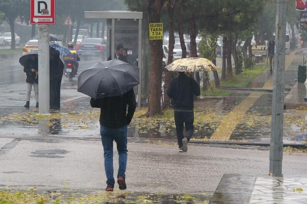 Diyarbakır için Meteoroloji’den şiddetli yağış ve kar uyarısı geldi