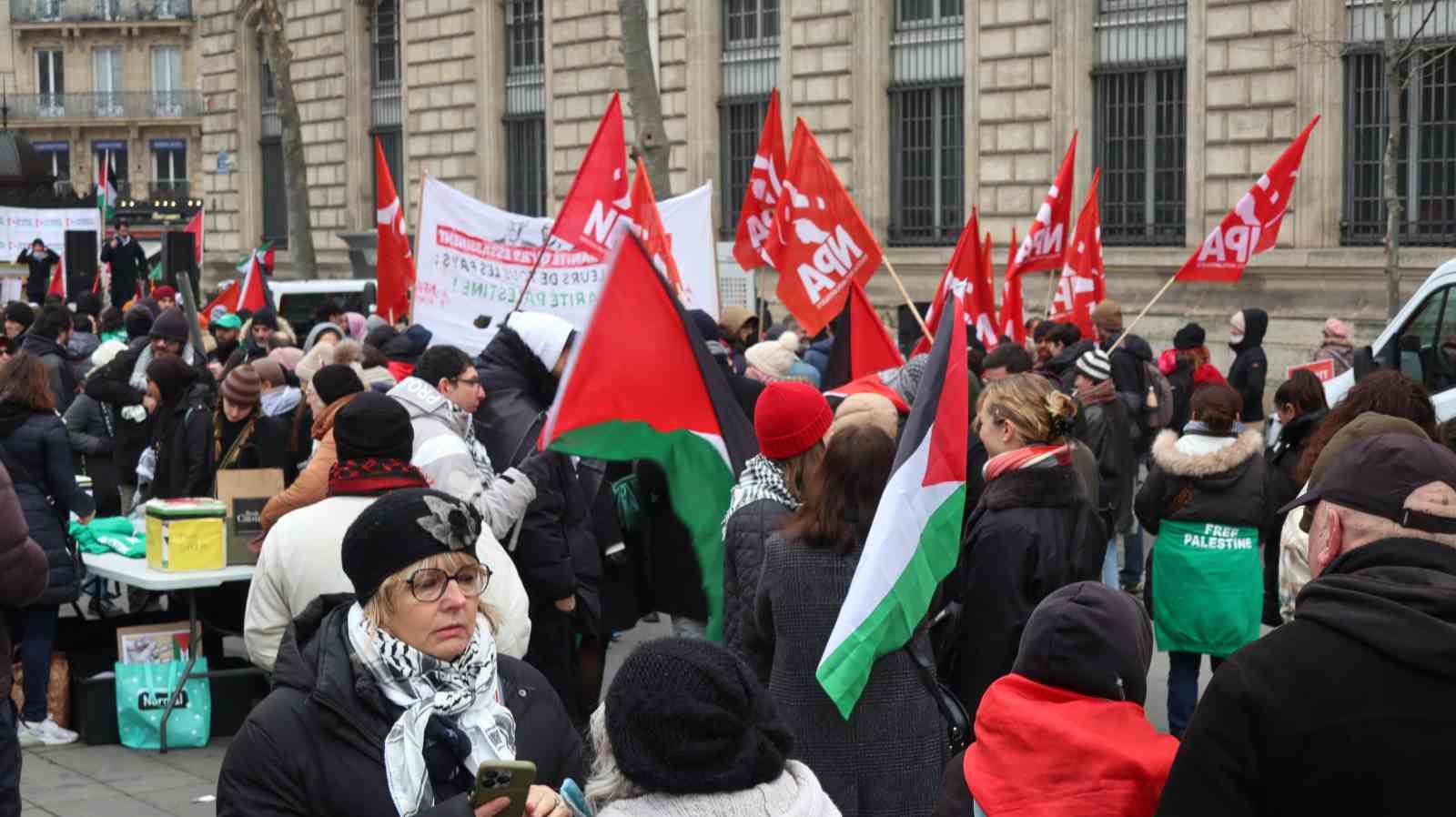 Filistinli grup, Paris’ten Avrupa Konseyi’ne yürüyüş başlattı: İşte detaylar!