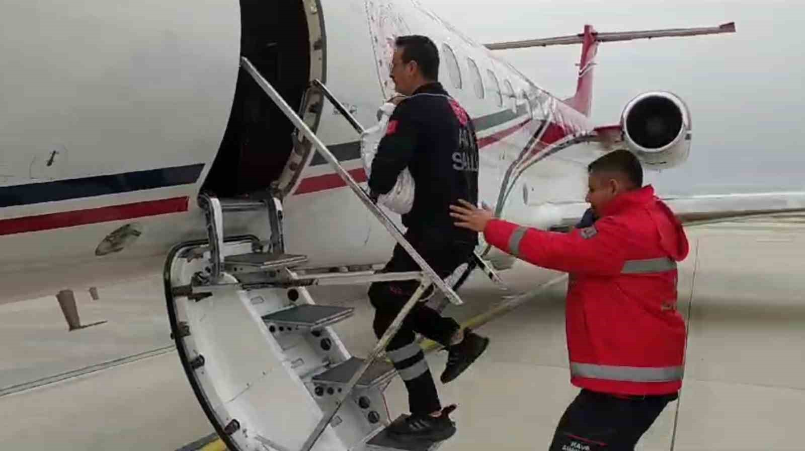 Van’da kalp hastası bir bebek için acil olarak ambulans uçağı gönderildi
